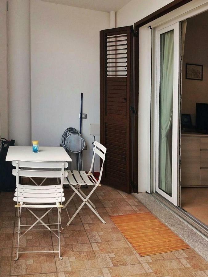 Апартаменты Casa Graziella Сант-Антиоко Экстерьер фото