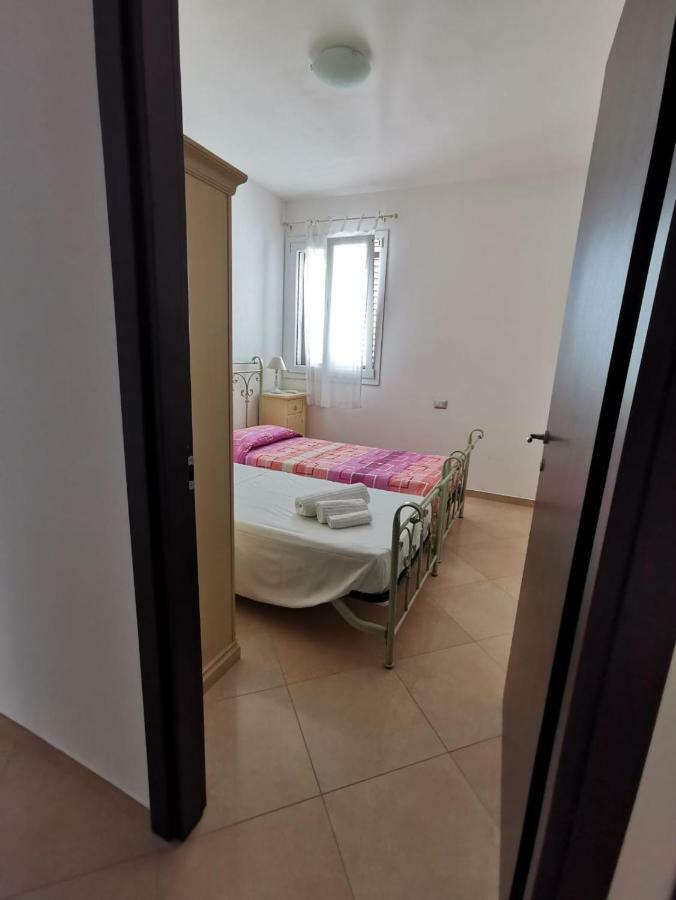 Апартаменты Casa Graziella Сант-Антиоко Экстерьер фото